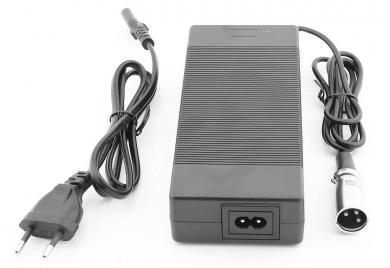 Ladegerät 48 V / 2,0 A (SET) 